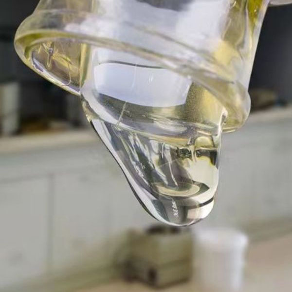 UV curing resin polyurethane acrylate ທີ່ມີຄ່າໃຊ້ຈ່າຍສູງປະສິດທິພາບຖືກນໍາໃຊ້ຢ່າງກວ້າງຂວາງໃນພາກສະຫນາມຂອງ primer ພາດສະຕິກ (1)